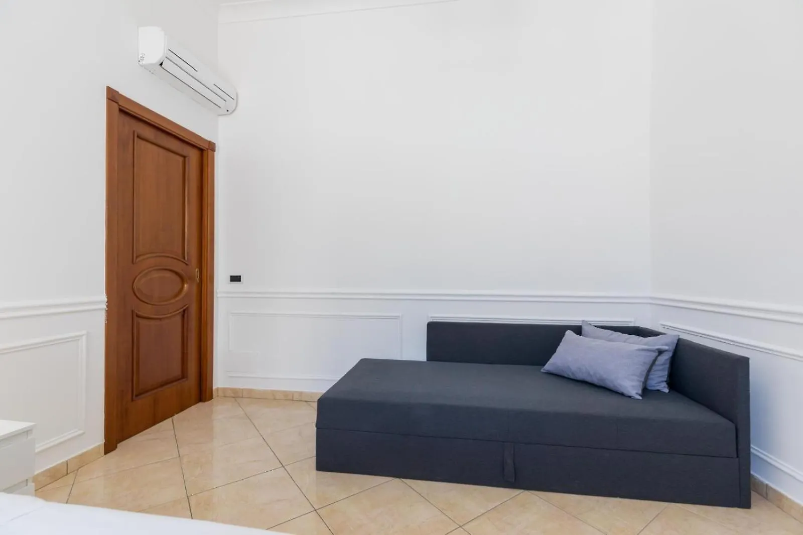 Montesanto Family Apartment Naples