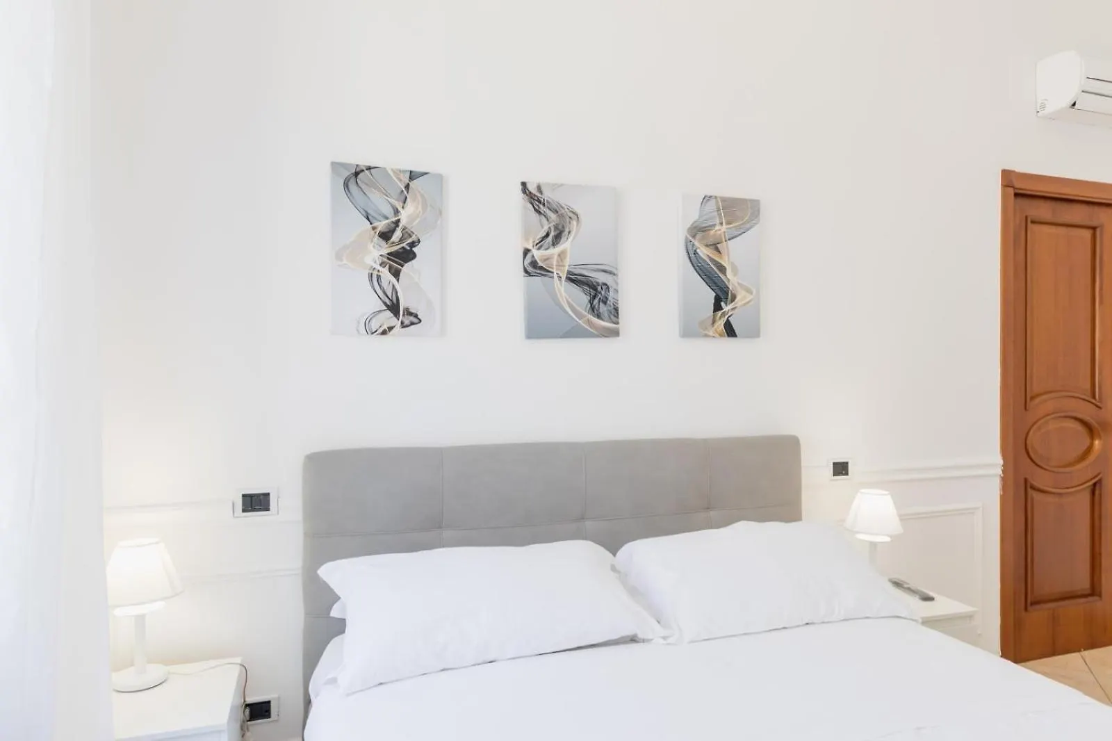 Montesanto Family Apartment Naples 0*,  Italy