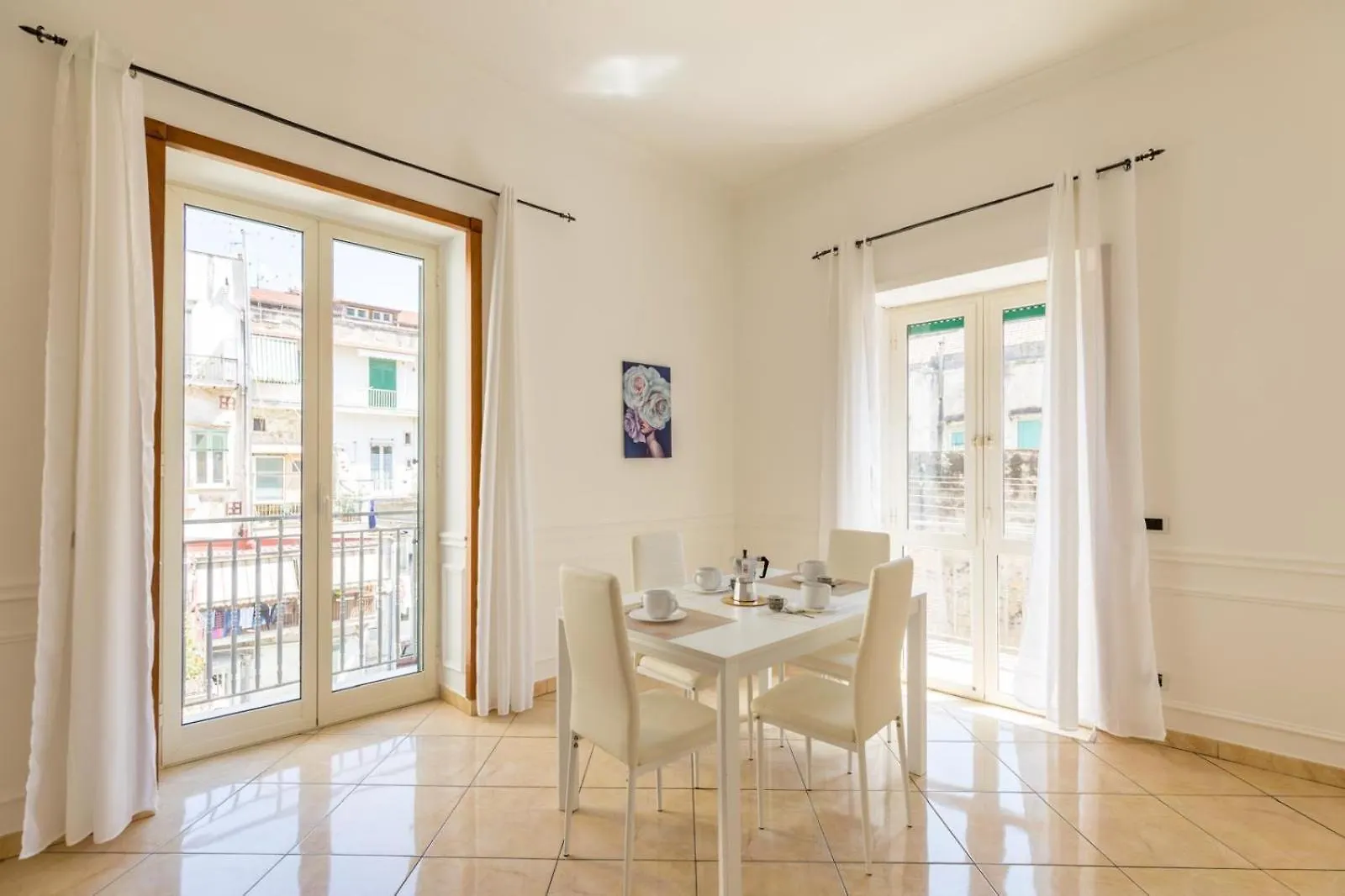 Montesanto Family Apartment Naples Italy