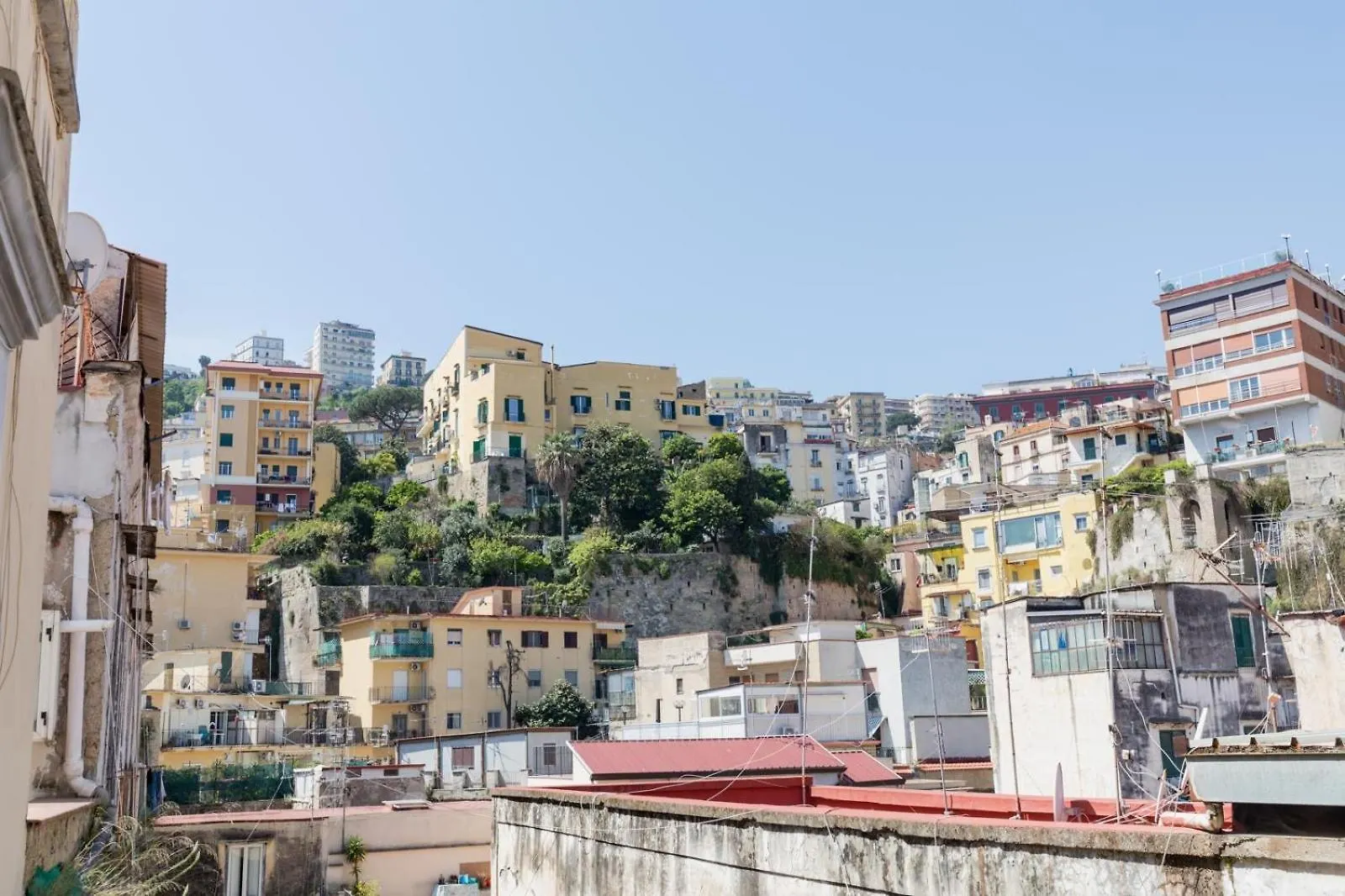 Montesanto Family Apartment Naples Italy